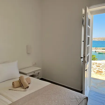 Daphne Hotel Naousa Exterior photo