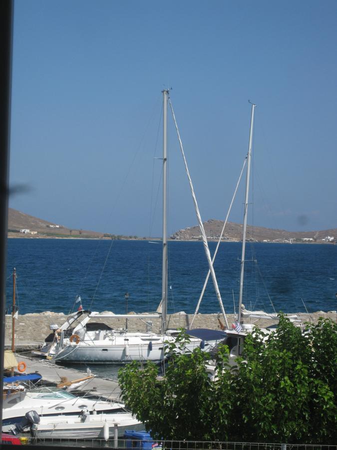 Daphne Πανσιόν Νάουσα